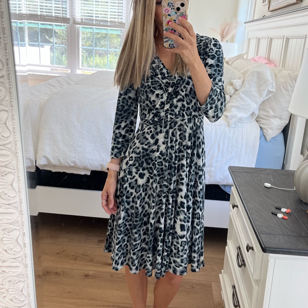 VESADE NEW YORK dress - Picture 10 of 13